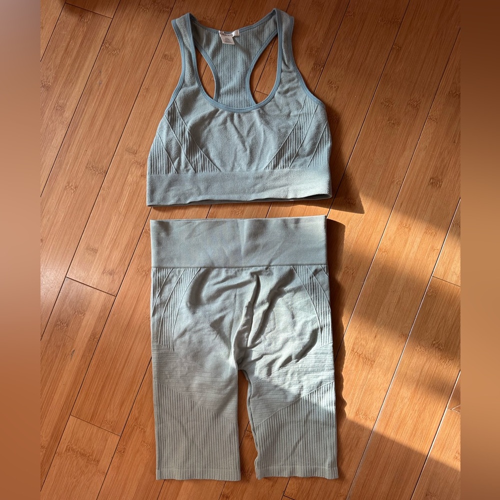 Bozzolo Mint Green S/M Ribbed Tight Shorts and Top